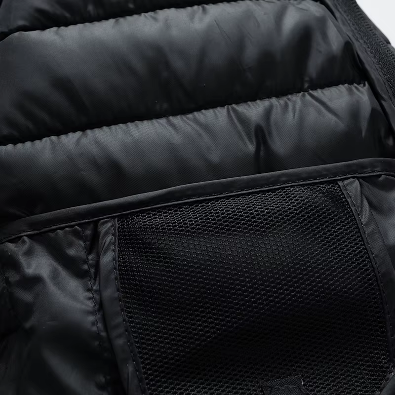 Elias Ultra-Light Steppjacke mit abnehmbarer Kapuze