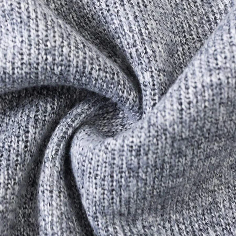 Zermatt Strickjacke mit Zopfmuster und Stehkragen