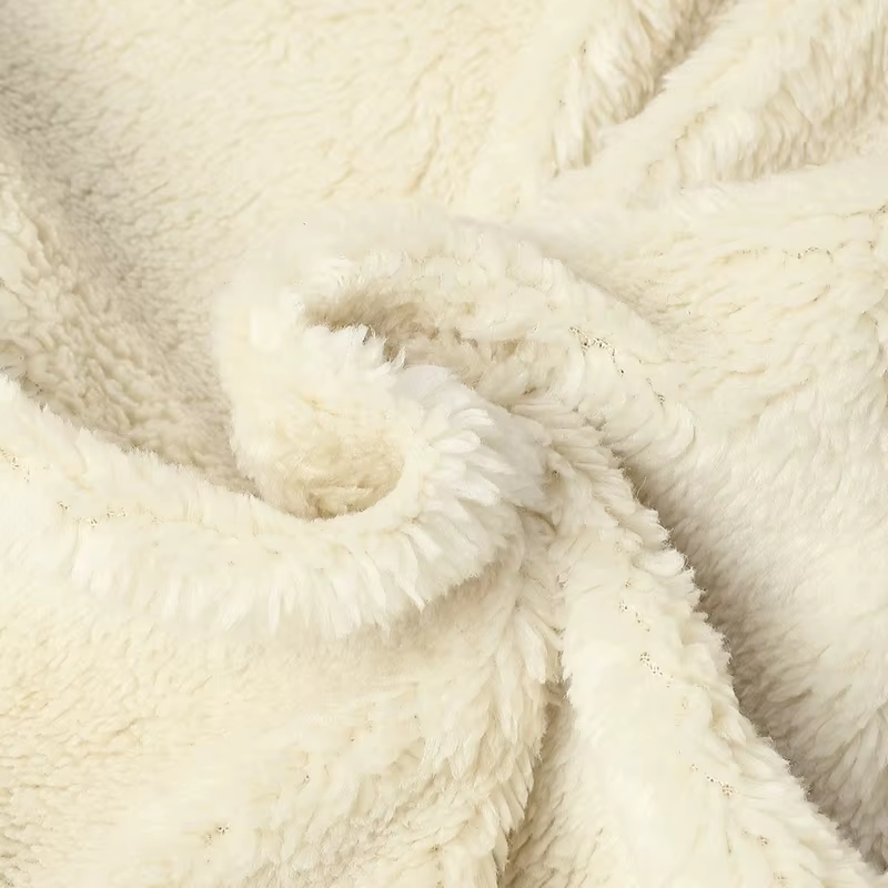 Graz Hybrid-Pufferjacke mit Rautensteppung und Karo-Futter