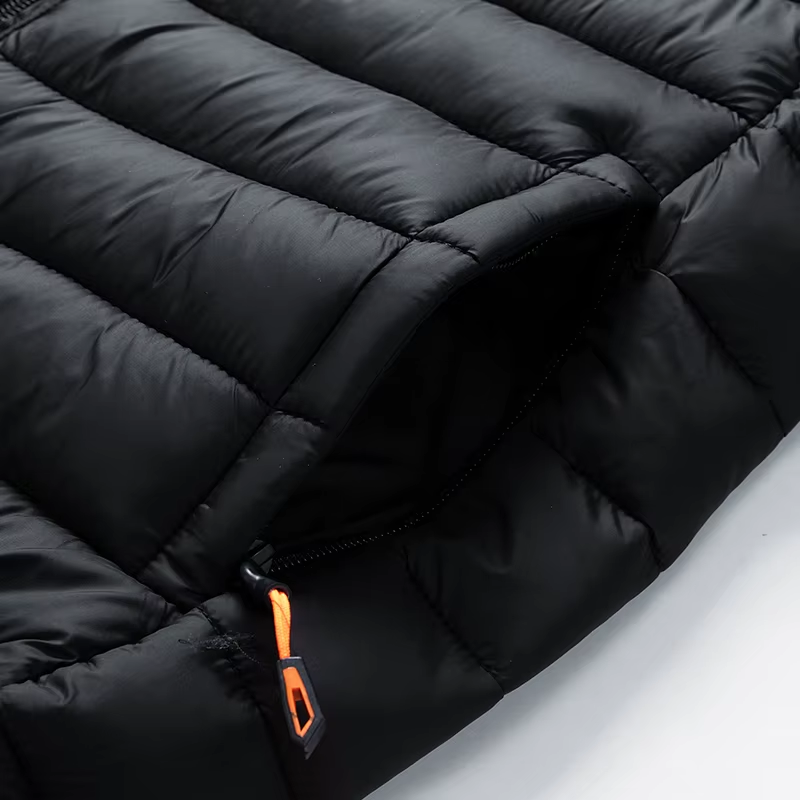 Elias Ultra-Light Steppjacke mit abnehmbarer Kapuze